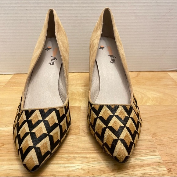 FarylRobin Women’s Hairy Almond Toe Chevron Print and Solid Tan High Heels - Picture 2 of 9